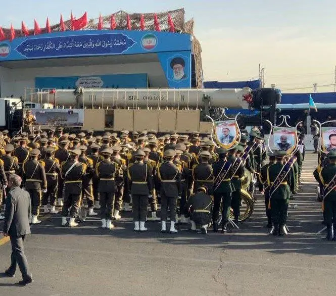 (ویدئو) موشک جهاد برای اولین بار به نمایش درآمد