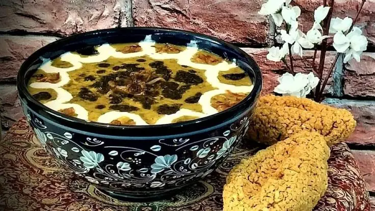 طرز تهیه آش ترخینه روش آسان