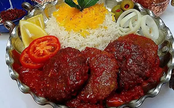 طرز تهیه شامی کباب با پلو؛ خوشمزه و مجلسی 