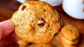 فیلم/ طرز تهیه کوکی خرما بدون آرد و شکر + ایده ای نو و خوشمزه