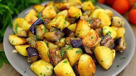 فیلم/ طرز تهیه خوشمزه ترین خوراک با سیب زمینی و بادمجان + فوری و ارزان