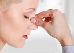 علل تو دماغی حرف زدن + راههای درمان