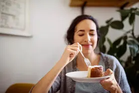 نشانه های اعتیاد به قند و چگونگی ترک آن
