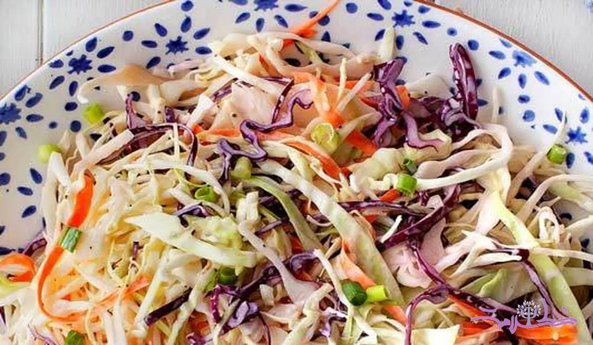 طرز تهیه سالاد کلم سفید به سبک رومانی یایی ها + ارزان و فوری