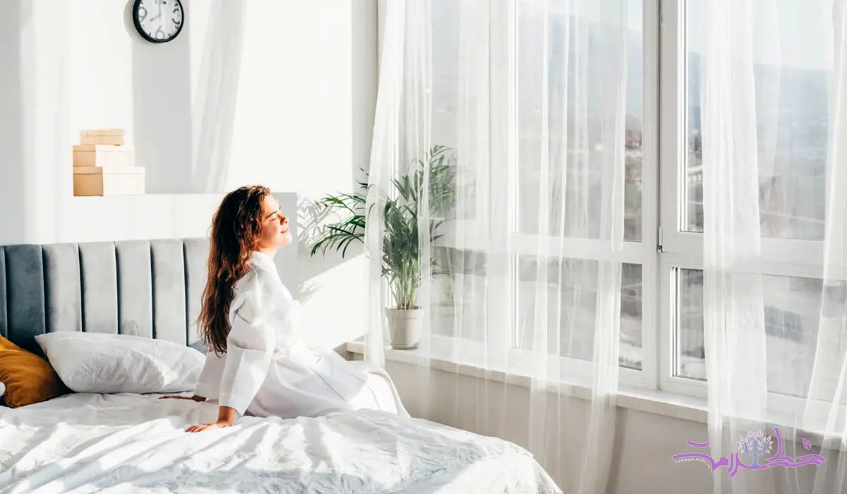 چگونه با تغییرات فصلی خواب بهتری داشته باشیم؟ + نکات کاربردی خواب در پاییز و زمستان