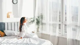 چگونه با تغییرات فصلی خواب بهتری داشته باشیم؟ + نکات کاربردی خواب در پاییز و زمستان