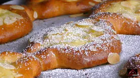 فیلم/ طرز تهیه نان کاستارد برای افطار و عید