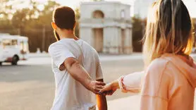 این 6 علامت نشانه خیانت مخفیانه است