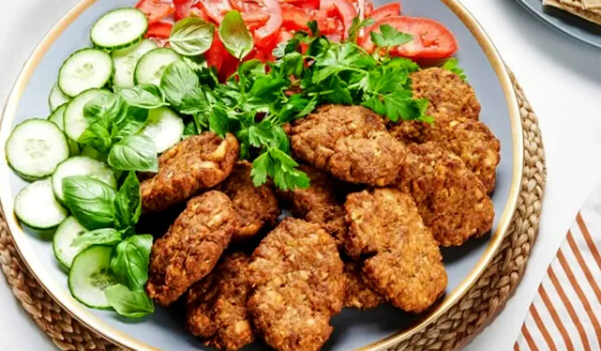 چطور یک کوکوی مرغ متفاوت و خوشمزه درست کنیم؟ 