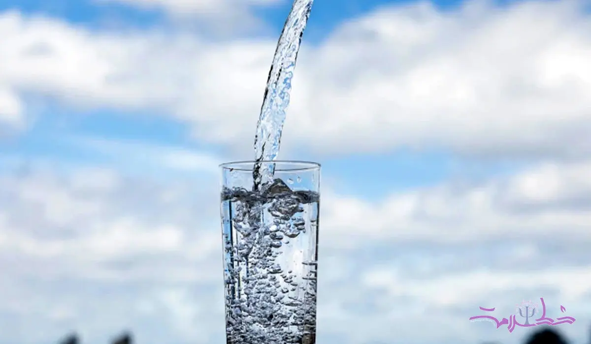 5 فایده مهم عادت سالم نوشیدن آب گرم + فیلم