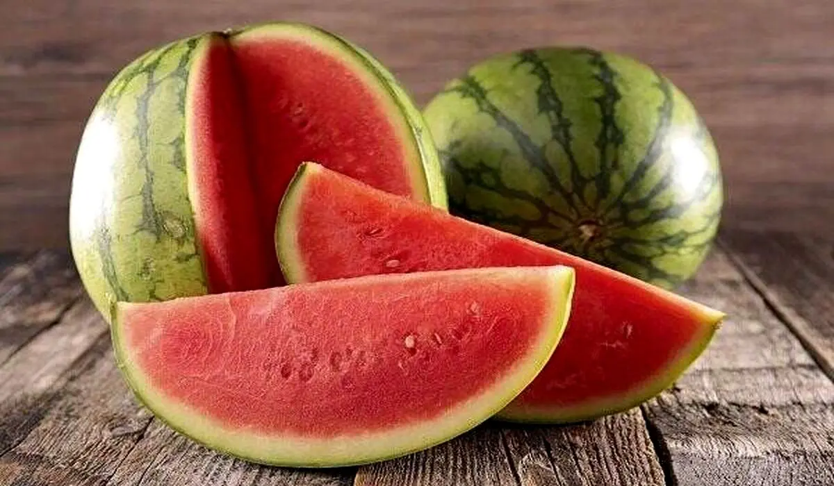 هشدار: این میوه تابستانی محبوب، برای برخی افراد سمی است!