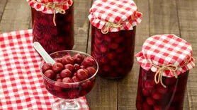 با طرز تهیه ساده و خانگی کمپوت آلبالو آشنا شوید!