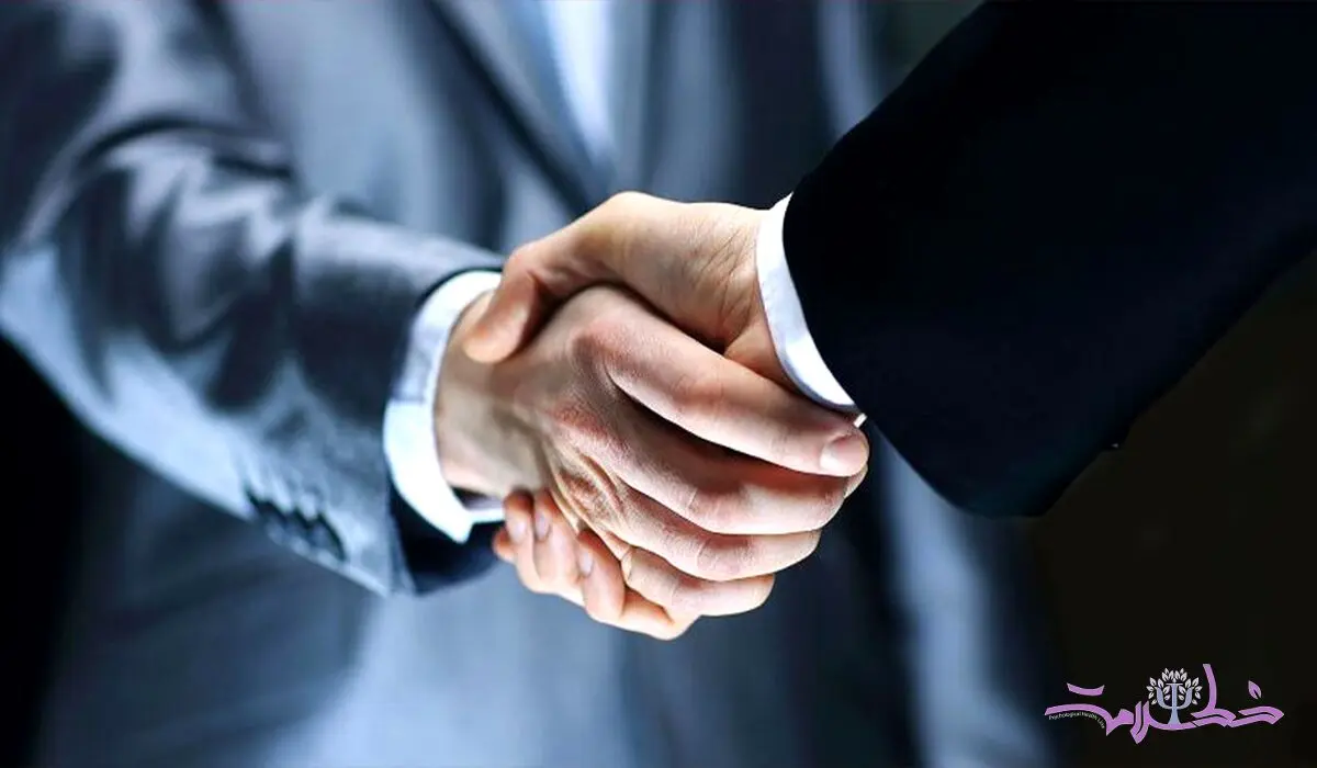 سیاستمداران چه مدلی دست می دهند؟ + معنای دست دادن سیاستمداران