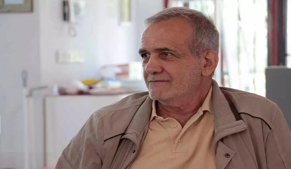 پزشکیان چرا و چگونه پزشک شد؟ / پزشکیان: زمان شاه بازیگوشی می‌کردم!