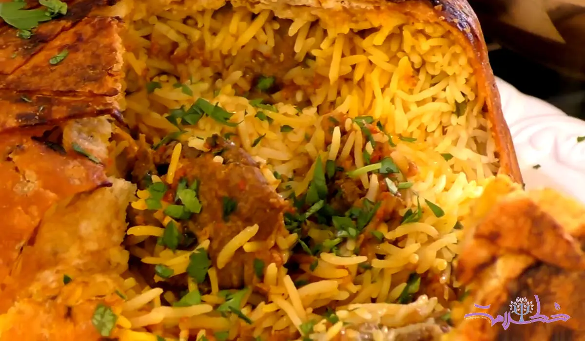 فیلم / طرز تهیه بریونی در نان لواش برای افطار + ساده و خلاقانه