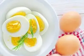 تفاوت بین تخم‌ مرغ تاریخ گذشته و تخم‌ مرغ فاسد چیست؟
