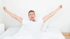 احساس خستگی و کمبود خواب سر صبح را چگونه از بین ببریم؟