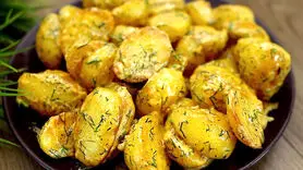 فیلم/ طرز تهیه سیب زمینی با سس خامه ای و شوید + ارزان، خوشمزه و بدون گوشت