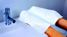 خشک کردن صورت با دستمال کاغذی بهتر است یا حوله؟