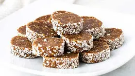 طرز تهیه دسر اسنک خرما باطعم عالی برای افطار