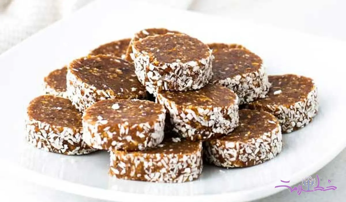 طرز تهیه دسر اسنک خرما باطعم عالی برای افطار