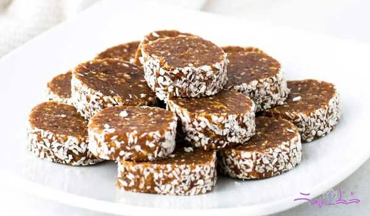 طرز تهیه دسر اسنک خرما باطعم عالی برای افطار