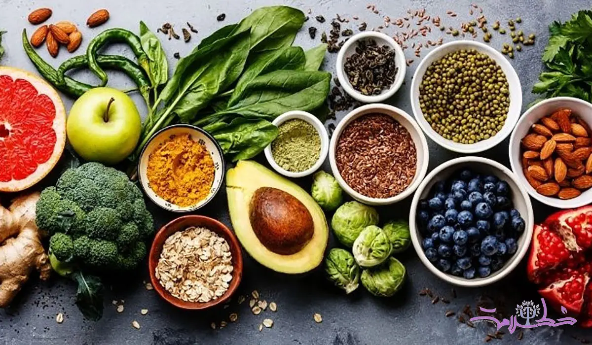 غذاهای مناسب بواسیر: چه بخوریم تا درد و التهاب کمتر شود؟