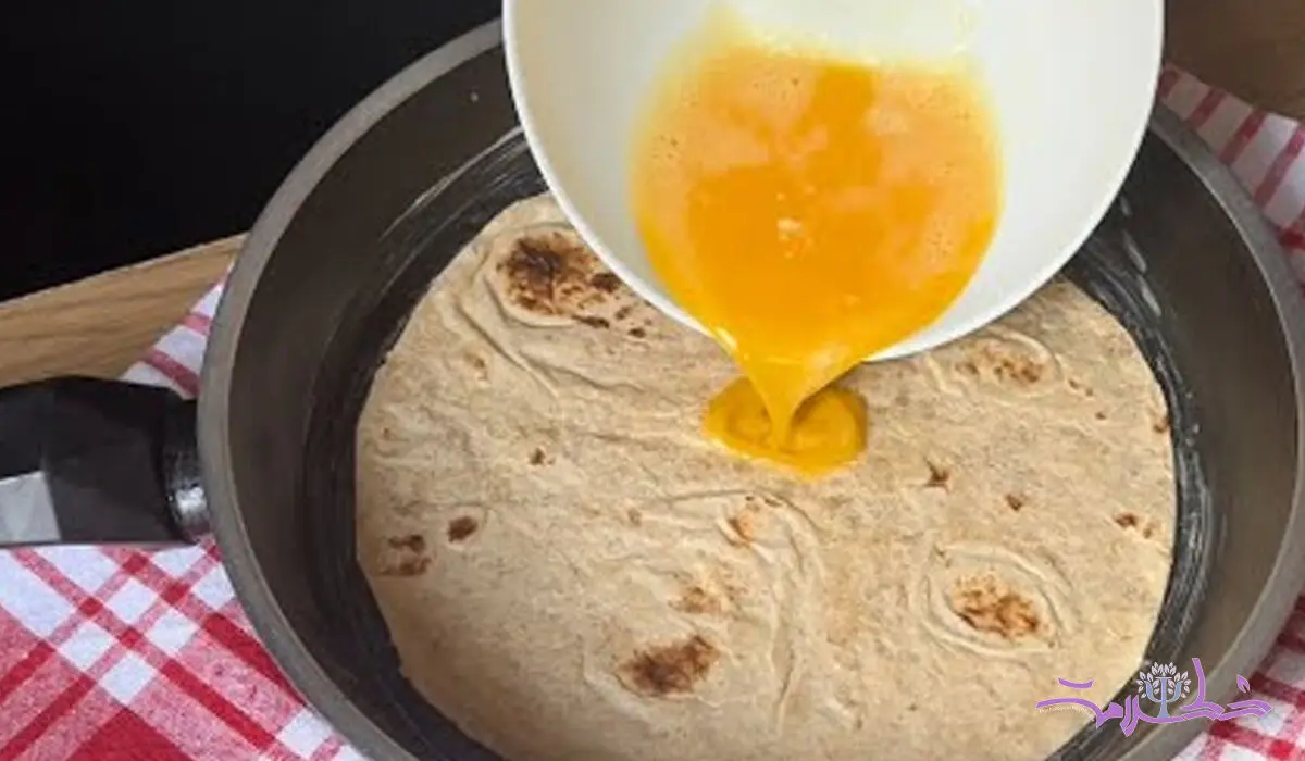 فیلم/ طرز تهیه صبحانه پیتزایی با نان برشته + فوری و خوشمزه
