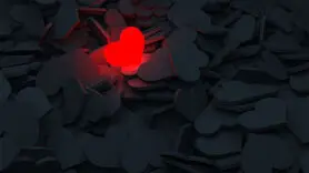 نشانه های ظریف و بی صدای عاشق شدن را بشناسید