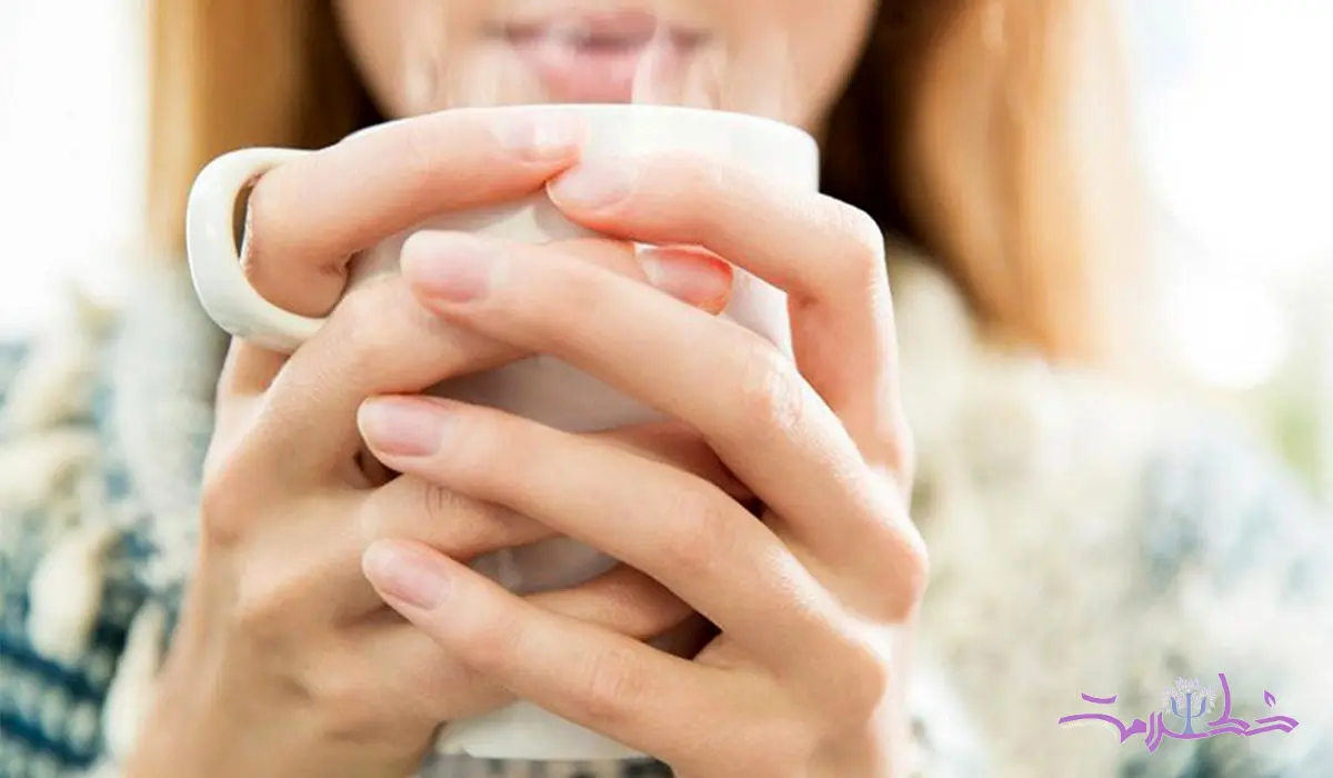 فواید نوشیدن آب داغ باور نکردنی است