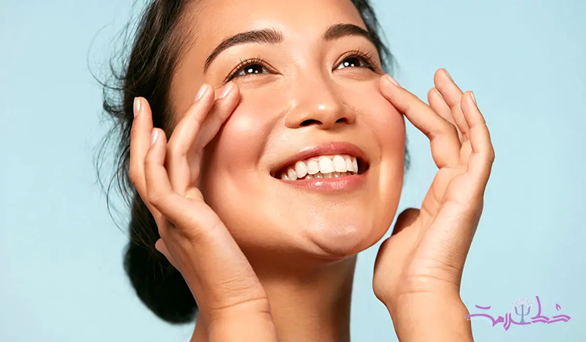 موسین حلزون چیست ؟ / چرا در محصولات مراقبت از پوست محبوب شده است؟