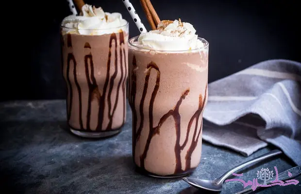 طرز تهیه میلک شیک شکلاتی برای روزهای تعطیل 
