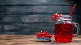 این 2 گروه سنی نباید آب زرشک بخورند