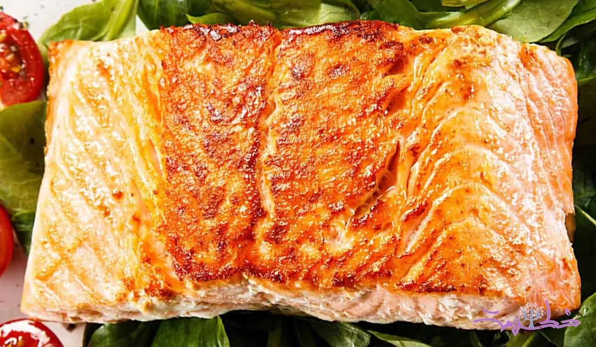 طرز تهیه خوراک سالمون و اسفناج + غذایی ایده‌آل برای خوابی آرام و عمیق / آشپزی ملل