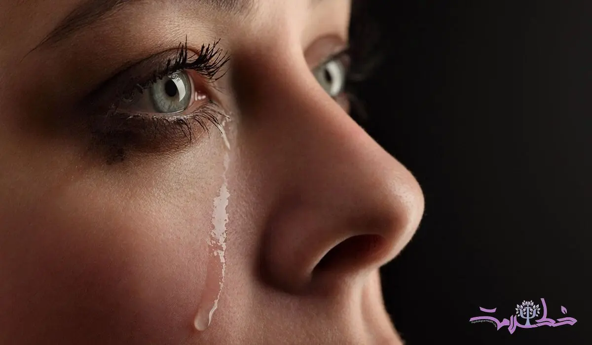 چرا چشمان تان آب ریزش دارد؟