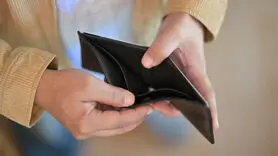 با همسر بی پول چه کنیم؟ 