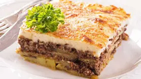 طرز تهیه موساکا یونانی خوشمزه و فوری + آشپزی ملل