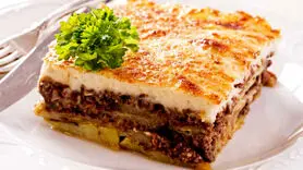 طرز تهیه موساکا یونانی خوشمزه و فوری + آشپزی ملل