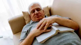 چُرت روزانه انرژی زاست و کاهش استرس و آرامش درونی در پی دارد