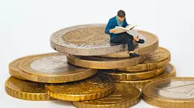 چرا ذهن تان اسیر پول است و چطور می‌توانید آزاد شوید؟