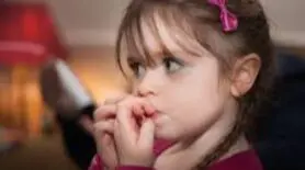چگونه با استرس فرزندانمان روبرو شویم؟ راهکارهای عملی و موثر