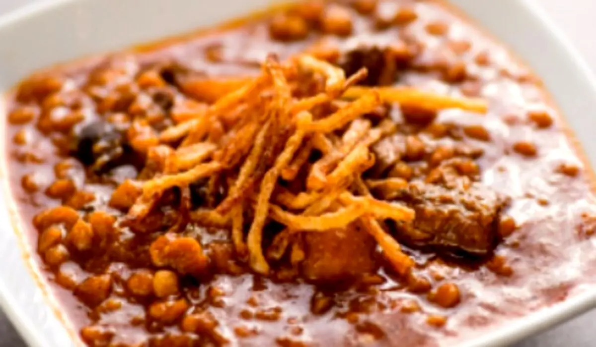 خورشت‌ها در یخچال تا کی قابل استفاده‌اند؟ جدول نگهداری قیمه و فسنجون و قورمه سبزی