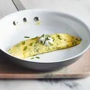 طرز تهیه املت بروکلی و پنیر خوشمزه و فوری + ارزان و بدون گوشت