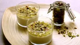 طرز تهیه دسر پسته برای افطار، خوشمزه‌ترین پیشنهاد سفره رمضان