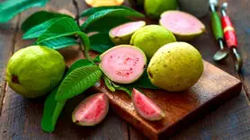8 خاصیت شگفت انگیز میوه گواوا 