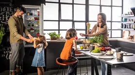 استرس پنهان درون آشپزخانه مربوط به مادران است یا پدران؟