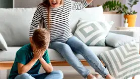 8 مشکلی که والدین سخت گیر برای آینده فرزندشان ایجاد می کنند