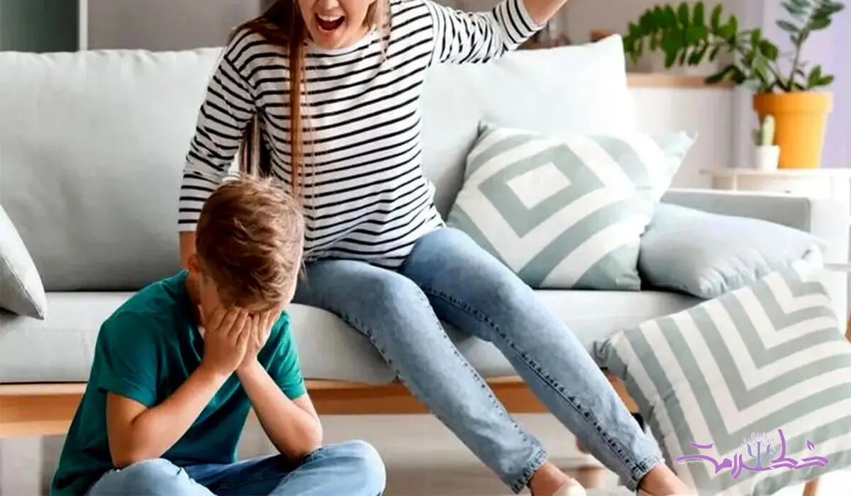 8 مشکلی که والدین سخت گیر برای آینده فرزندشان ایجاد می کنند