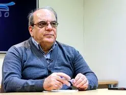عباس عبدی: دفاع از فیلترینگ نشان‌دهنده سقوط در تصمیم‌گیری است