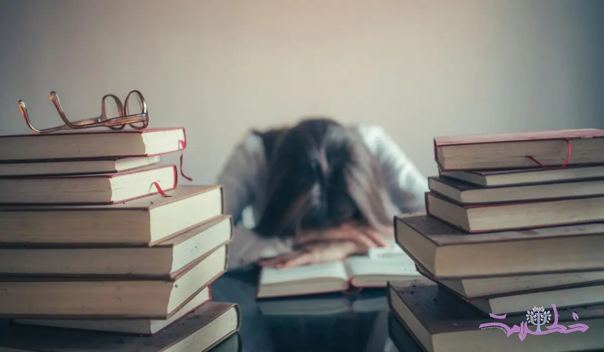 موقع درس خواندن چرا خواب آلود می شوید؟